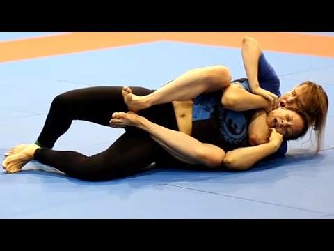 carol spinelli recommends naked grappling pic