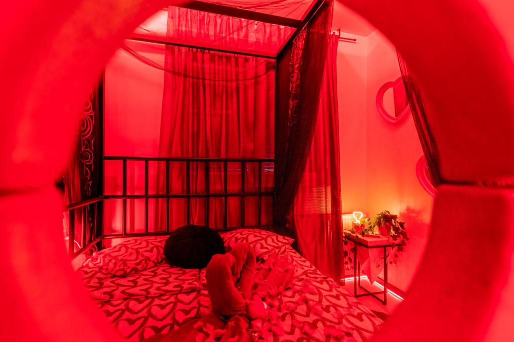 Best of Red room sex