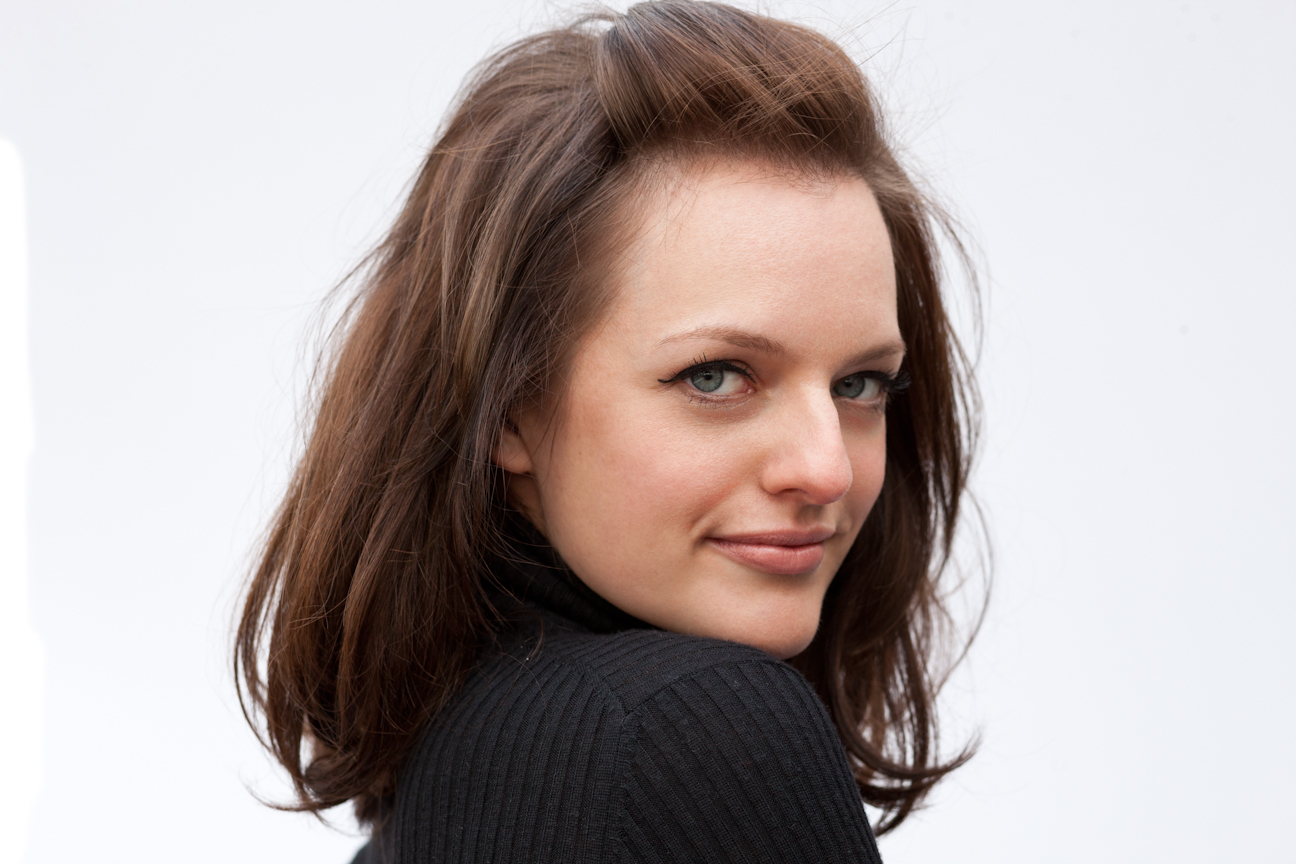 christina wong add elisabeth moss hot photo