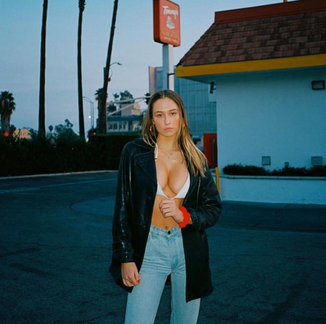 celia de la rosa recommends Elsie Hewitt Instagram