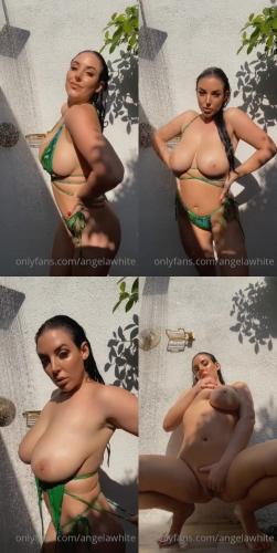 abbas khalifeh recommends Angelawhite Onlyfans
