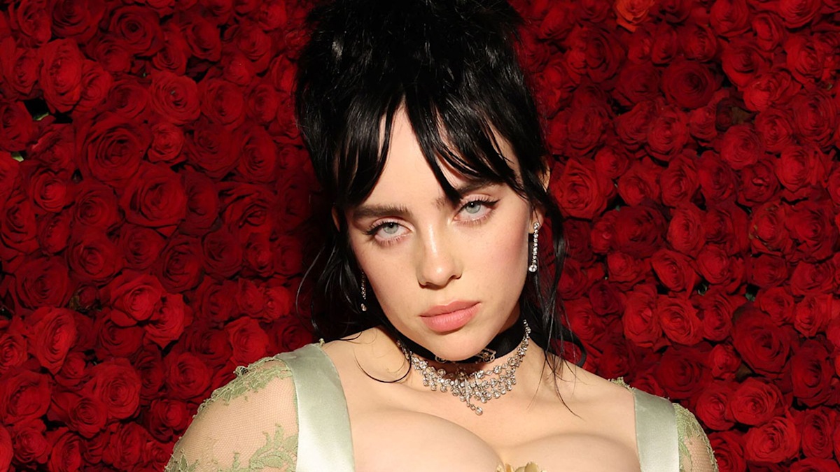 david wooldridge recommends billie eilish naked boobs pic