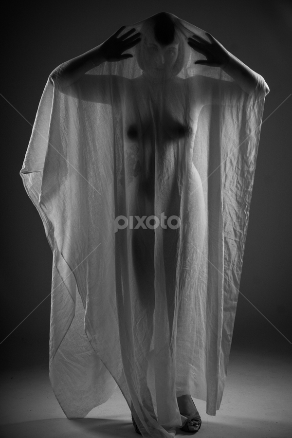 diane gladue add photo ghost nudes