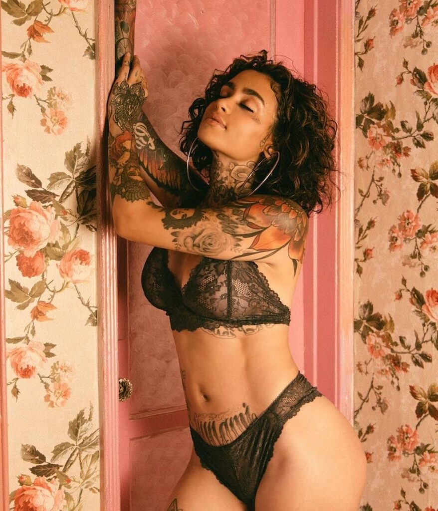 angella dunkley recommends kehlani booty pic