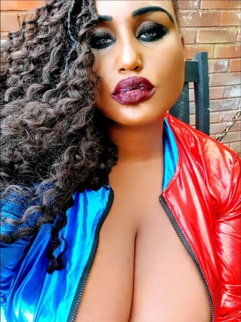 carmela santana recommends ebony live tits pic