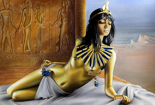 brian sande recommends nude egyptian queen pic