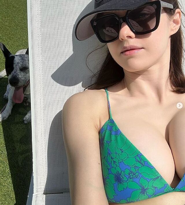 alex bayoff add photo alexandria daddario sexy