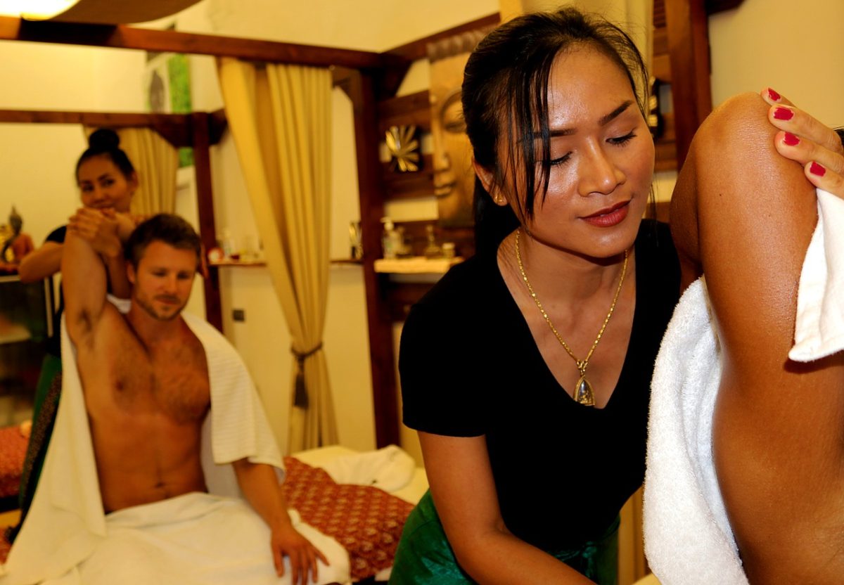 carlee hunter recommends thai massage happy ending pic