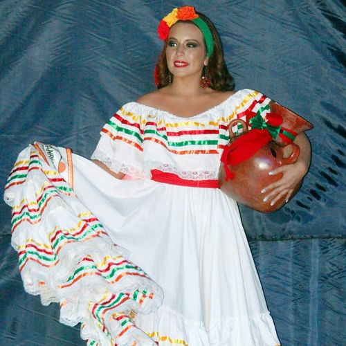 christine coste recommends trajes tipicos de guatemala pic