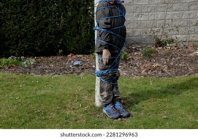 charles alain share tree bondage photos