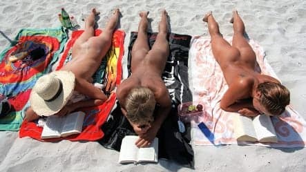 christian simonds recommends swinger beach sex pic