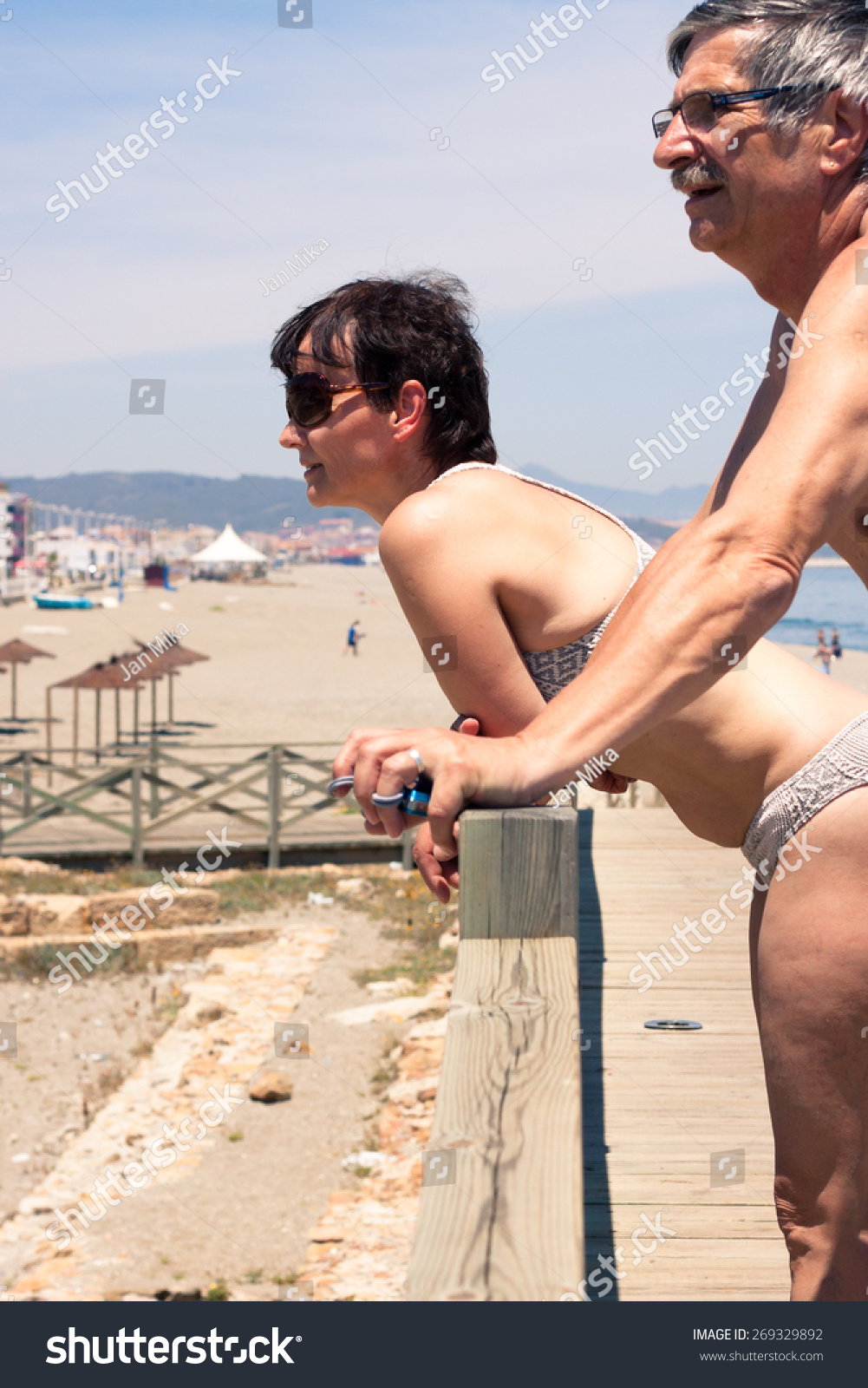 davis jeffrey add naturist beach porn photo