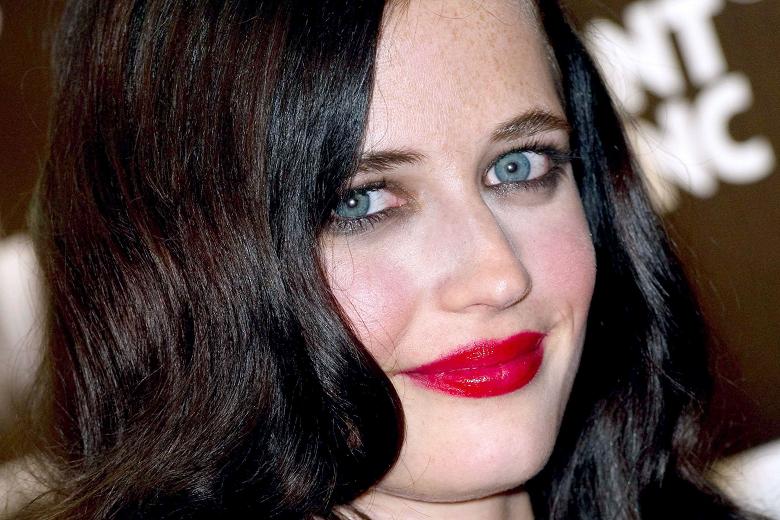 crystal plowman add eva green nude photos photo