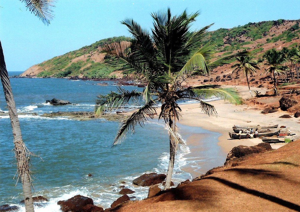 daniel vale recommends Nude In Goa