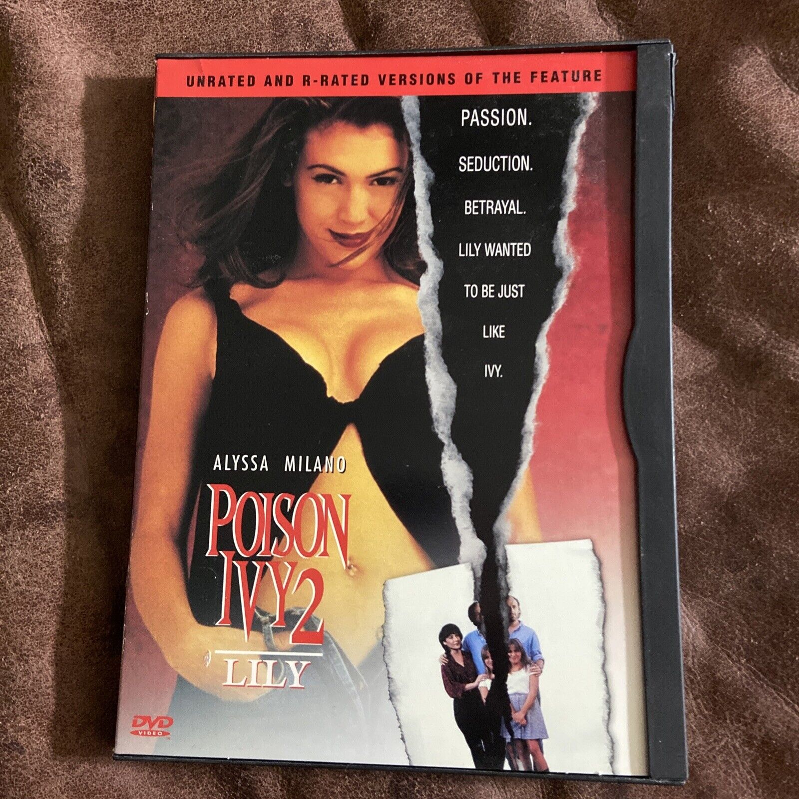 danny bottoms recommends alyssa milano poison ivy ii pic