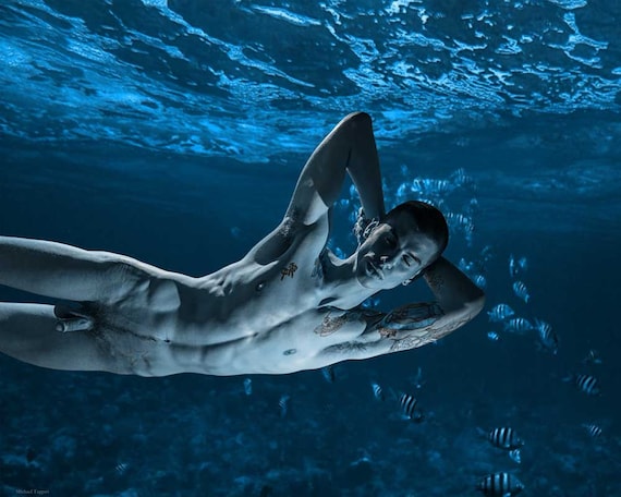 cliff norris recommends men naked underwater pic