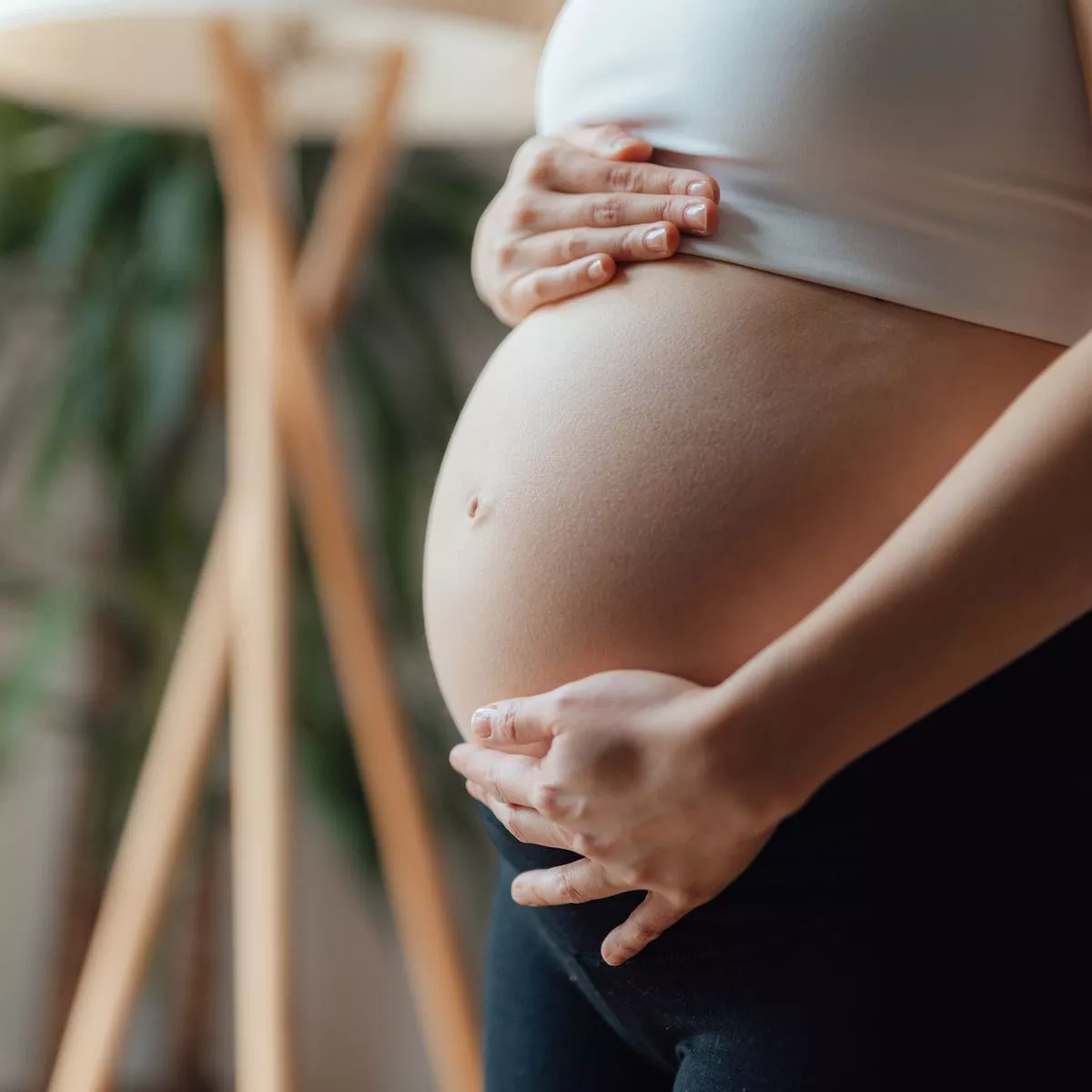 denise codner recommends Pregnant Belly Expansion Porn