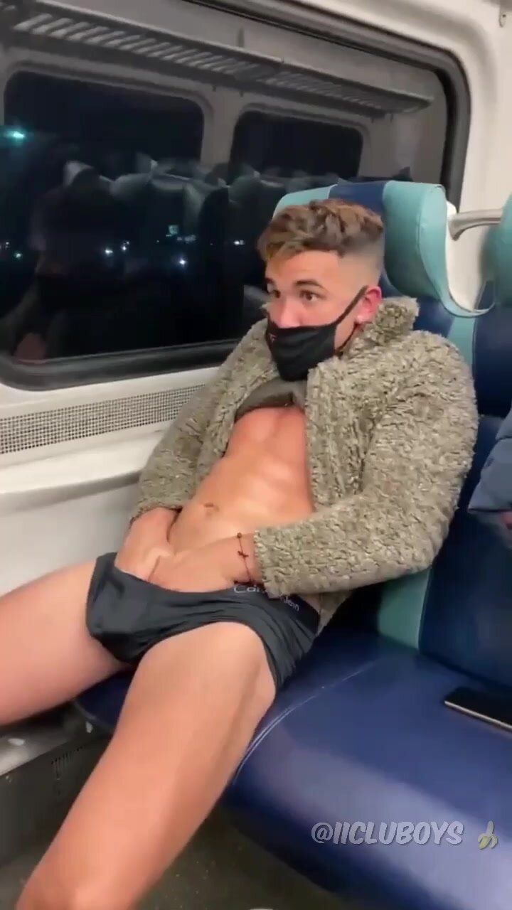 French Guy Jerking Off In Train chat iphone