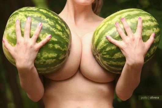 afaq fazlani share bigboobs melons photos