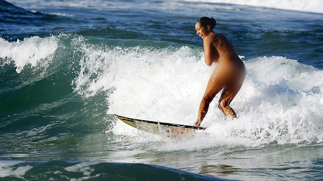 Naked Chicks Surfing anal amusement