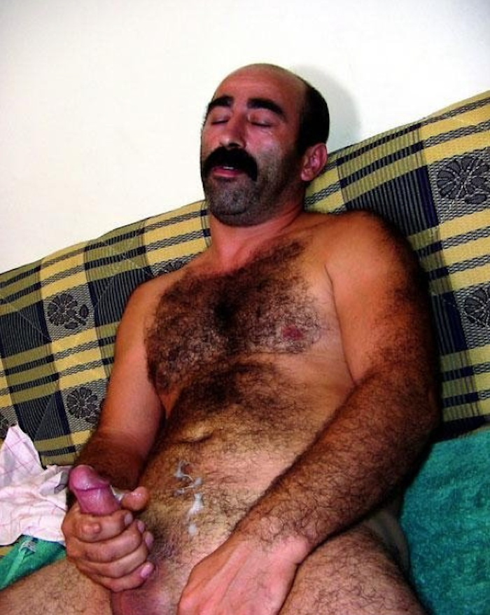 carl longley recommends arabian men nude pic