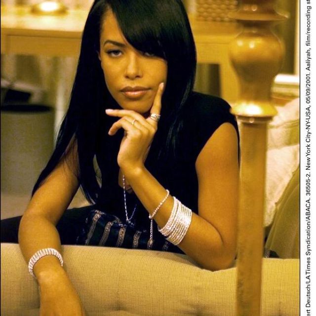 aaliyah bangs