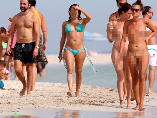 callie kuntz add photo naked on the beach photos