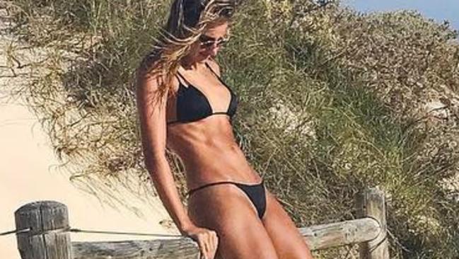 amber adkisson share allison williams bikini photos