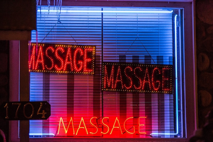 david knopp recommends Asian Massage Parlor Bbc