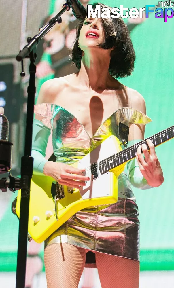 andy hooper recommends St Vincent Nude