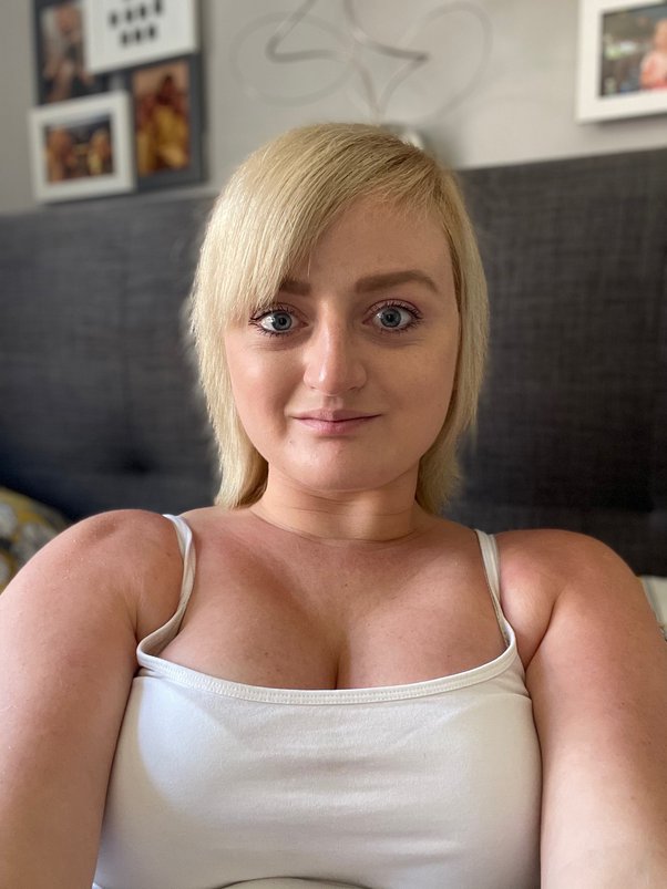 dennis spies share blonde vagina hair photos