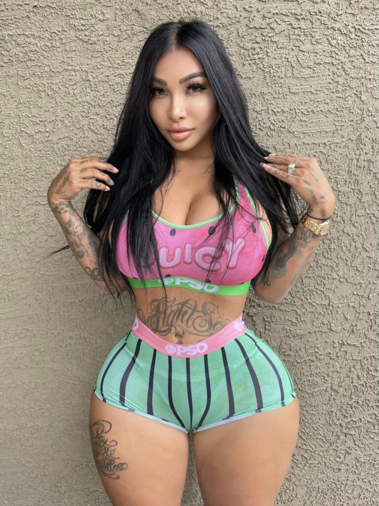 bobos w bas add photo brittanya razavi free onlyfans