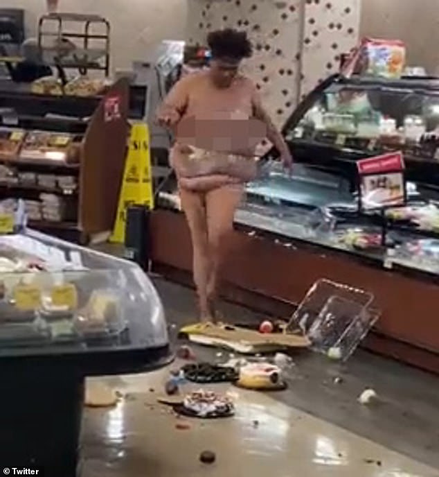 camila morgado add photo naked at a store