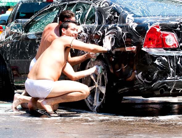 bonnie rollerson add photo car washing naked