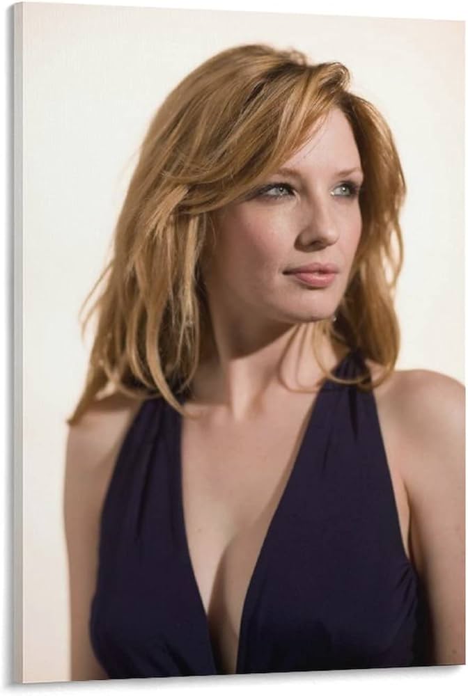 carol killingsworth recommends Kelly Reilly Tits