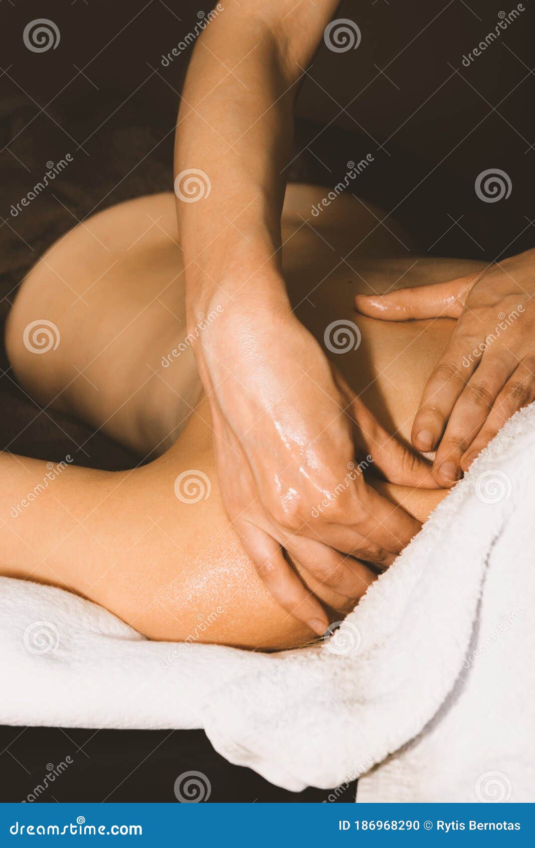 female naked massage