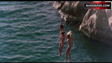 alana houston share nude cliff jumping photos
