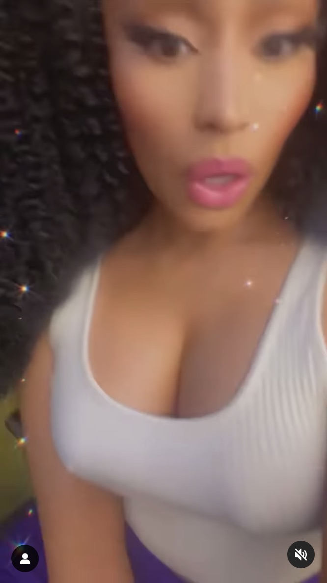 carly blackwell share huge light skin tits photos