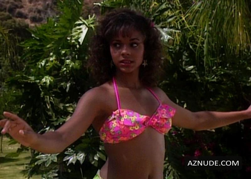 chris adsit share lark voorhies nude photos