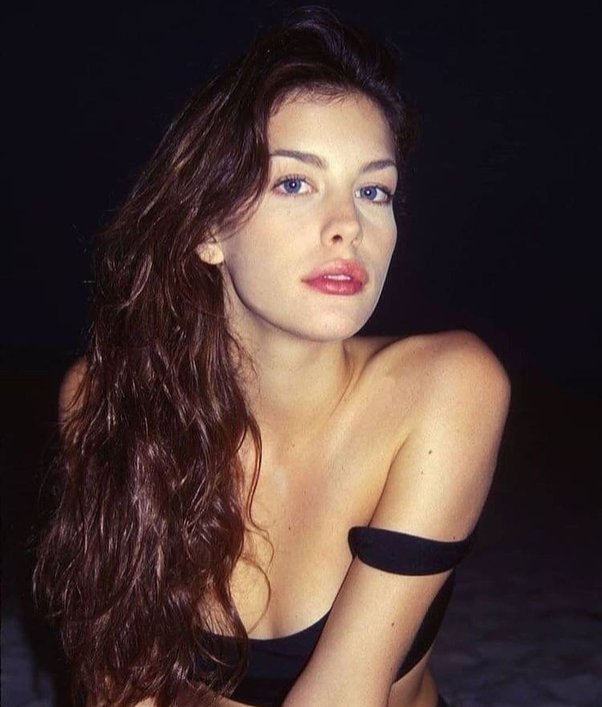 deonna martin recommends liv tyler boobs pic