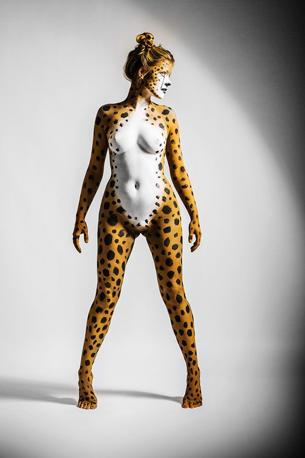 beth stanfield recommends naked body painter pic