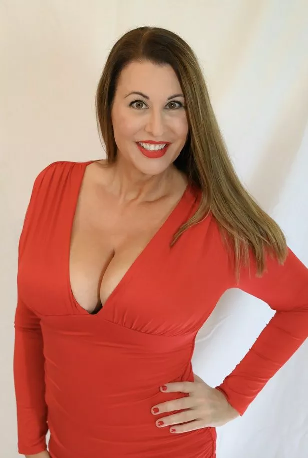 caoimhe mcmahon recommends naked mature milf pic