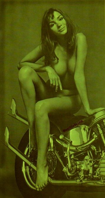 bonnie masse recommends Nude Babes And Motorcycles
