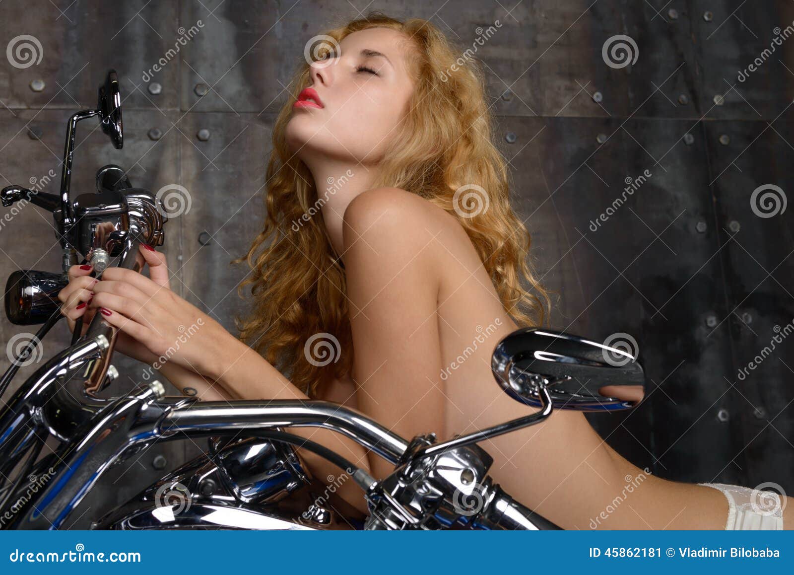 nude babes and motorcycles