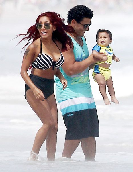 carolyn bennie recommends snooki bikini pic